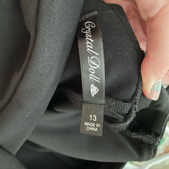 Black and white homecoming dress. - Picture 5 of 5